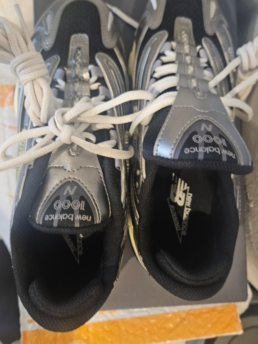 New Balance - Picture 3 of 4